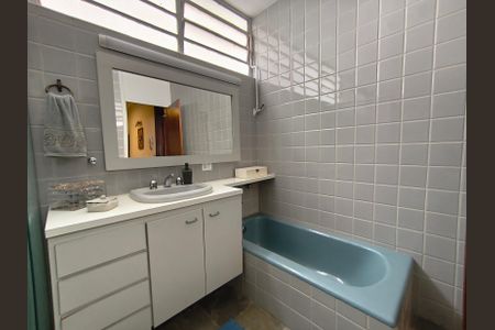 Casa à venda com 234m², 3 quartos e 3 vagasBanheiro da Suíte 3