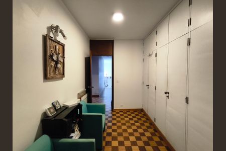 Casa à venda com 234m², 3 quartos e 3 vagasCloset do Quarto 2