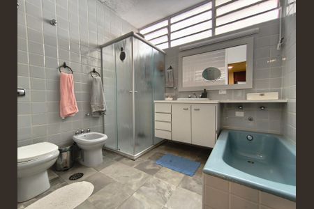 Casa à venda com 234m², 3 quartos e 3 vagasBanheiro da Suíte 3