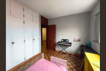 Casa à venda com 234m², 3 quartos e 3 vagasQuarto 2