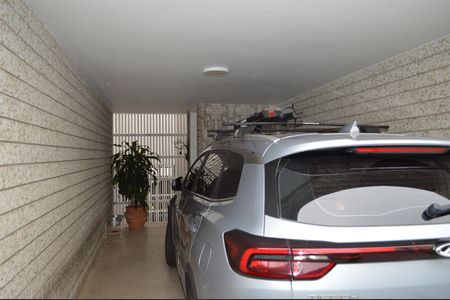 Casa à venda com 234m², 3 quartos e 3 vagasGaragem