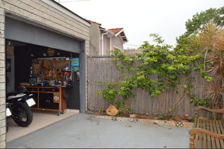 Casa à venda com 234m², 3 quartos e 3 vagasGaragem