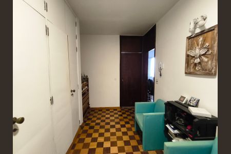Casa à venda com 234m², 3 quartos e 3 vagasCloset do Quarto 2