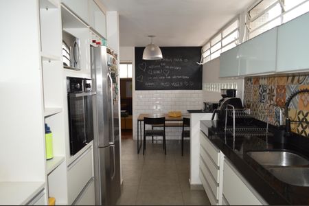 Casa à venda com 234m², 3 quartos e 3 vagasCozinha