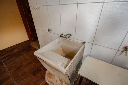 Casa para alugar com 130m², 2 quartos e 1 vagaÁrea de Serviço