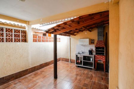 Casa para alugar com 130m², 2 quartos e 1 vagaÁrea de Serviço