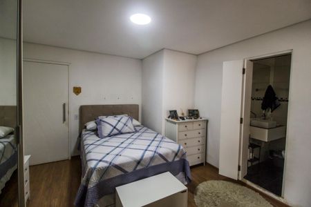 Casa à venda com 202m², 4 quartos e 2 vagas Casa à venda com 202m², 4 quartos e 2 vagasSuíte 2