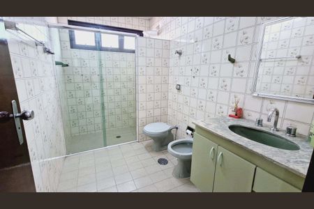 Casa de condomínio à venda com 245m², 3 quartos e 4 vagas