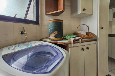 Apartamento para alugar com 90m², 2 quartos e 1 vagaÁrea de serviço