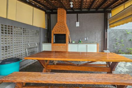 Apartamento para alugar com 90m², 2 quartos e 1 vagaÁrea de Lazer