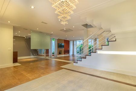 Casa à venda com 471m², 4 quartos e 6 vagas