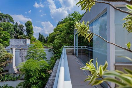 Casa à venda com 471m², 4 quartos e 6 vagas