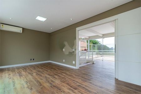 Casa à venda com 471m², 4 quartos e 6 vagas