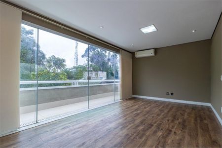 Casa à venda com 471m², 4 quartos e 6 vagas
