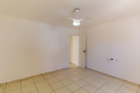 Quarto 1 de casa à venda com 2 quartos, 70m² em Vila São José, São Paulo