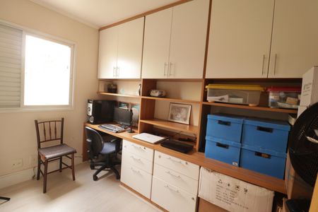 Apartamento à venda com 109m², 3 quartos e 2 vagasQuarto 2