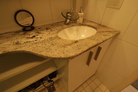 Apartamento à venda com 109m², 3 quartos e 2 vagasBanheiro