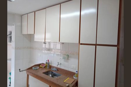 Apartamento à venda com 75m², 3 quartos e 1 vaga Apartamento à venda com 75m², 3 quartos e 1 vagaCozinha