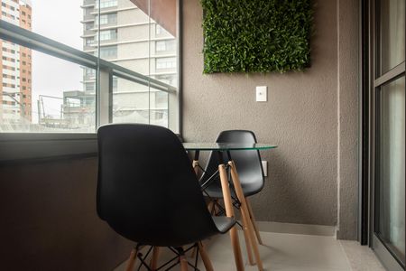 Studio para alugar com 28m², 1 quarto e sem vagaVaranda