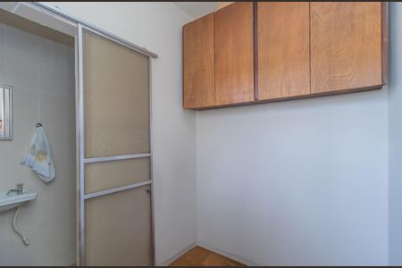 Apartamento à venda com 160m², 4 quartos e 2 vagasBanheiro de Serviço