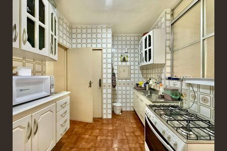 Cozinha de apartamento à venda com 2 quartos, 83m² em Consolação, São Paulo