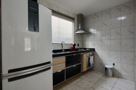 Casa de condomínio à venda com 200m², 2 quartos e 1 vagaCozinha