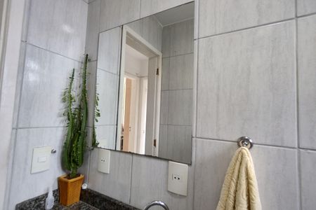 Casa de condomínio à venda com 200m², 2 quartos e 1 vagaBanheiro Social