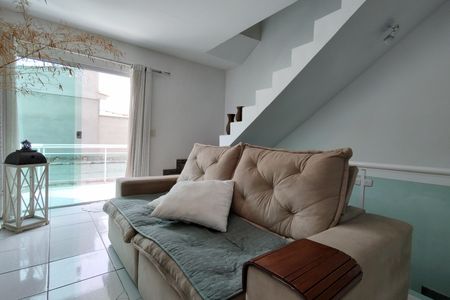 Casa de condomínio à venda com 200m², 2 quartos e 1 vagaSala