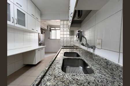 Apartamento para alugar com 115m², 3 quartos e 2 vagasCozinha