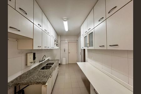Apartamento para alugar com 115m², 3 quartos e 2 vagasCozinha