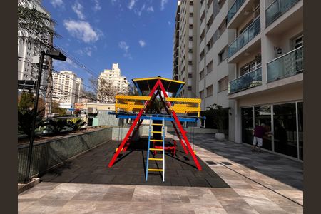 Apartamento para alugar com 115m², 3 quartos e 2 vagasÁrea comum - Playground
