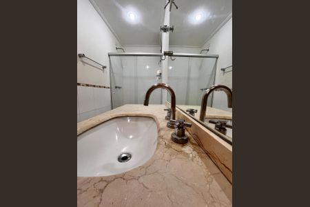 Apartamento para alugar com 115m², 3 quartos e 2 vagasBanheiro