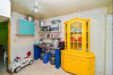 Casa à venda com 200m², 3 quartos e 5 vagasÁrea de Serviço