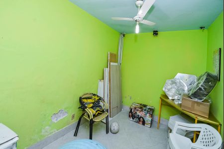 Casa à venda com 200m², 3 quartos e 5 vagasQuarto de Serviço