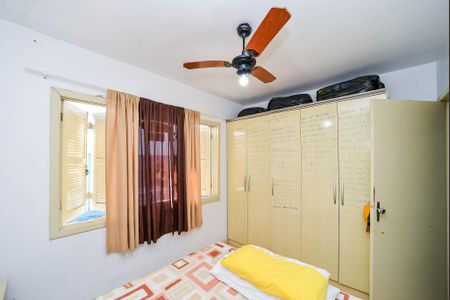 Casa à venda com 200m², 3 quartos e 5 vagasQuarto 3