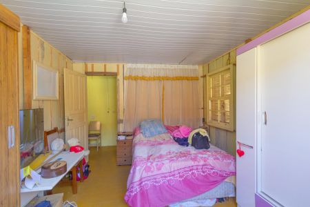 Quarto de casa à venda com 1 quarto, 50m² em Niterói, Canoas