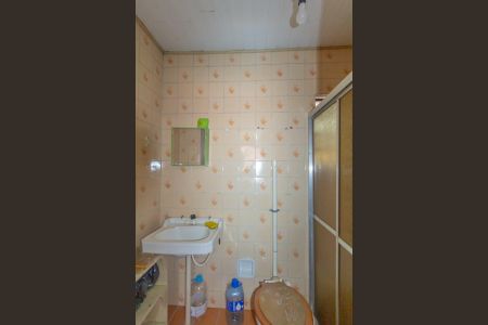 Banheiro de casa à venda com 1 quarto, 50m² em Niterói, Canoas