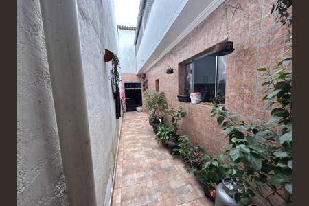Casa à venda com 290m², 4 quartos e 2 vagas Casa à venda com 290m², 4 quartos e 2 vagasQuintal