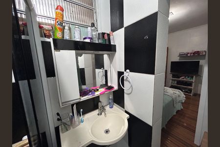 Casa à venda com 290m², 4 quartos e 2 vagas Casa à venda com 290m², 4 quartos e 2 vagasBanheiro da Suíte 1