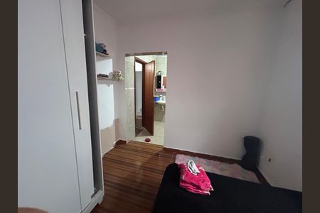 Casa à venda com 290m², 4 quartos e 2 vagas Casa à venda com 290m², 4 quartos e 2 vagas Suíte 2