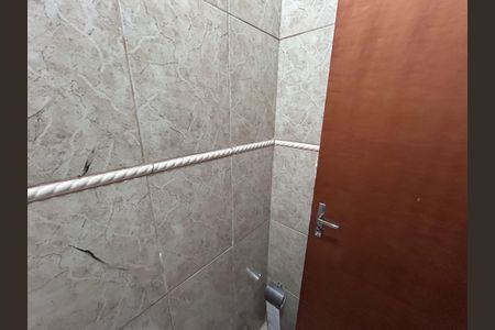 Casa à venda com 290m², 4 quartos e 2 vagas Casa à venda com 290m², 4 quartos e 2 vagasLavabo