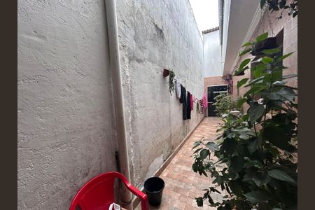 Casa à venda com 290m², 4 quartos e 2 vagas Casa à venda com 290m², 4 quartos e 2 vagasQuintal