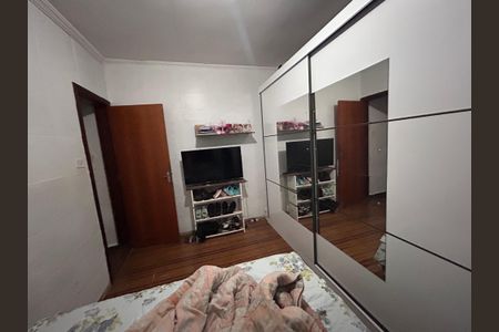 Casa à venda com 290m², 4 quartos e 2 vagas Casa à venda com 290m², 4 quartos e 2 vagasSuíte 1