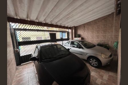 Casa à venda com 290m², 4 quartos e 2 vagas Casa à venda com 290m², 4 quartos e 2 vagasGaragem