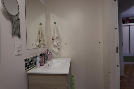 Apartamento à venda com 71m², 3 quartos e 1 vagaBanheiro Social