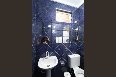 Casa à venda com 125m², 3 quartos e 1 vaga Casa à venda com 125m², 3 quartos e 1 vagaBanheiro da Suíte