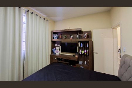 Apartamento à venda com 100m², 3 quartos e 1 vagaQuarto