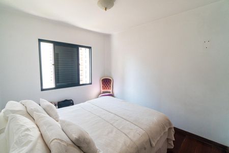 Apartamento à venda com 130m², 3 quartos e 3 vagas Apartamento à venda com 130m², 3 quartos e 3 vagasSuite