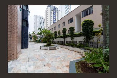 Apartamento à venda com 130m², 3 quartos e 3 vagas Apartamento à venda com 130m², 3 quartos e 3 vagasÁrea comum