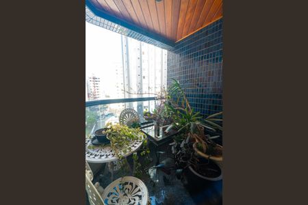 Apartamento à venda com 130m², 3 quartos e 3 vagas Apartamento à venda com 130m², 3 quartos e 3 vagasSacada da Sala